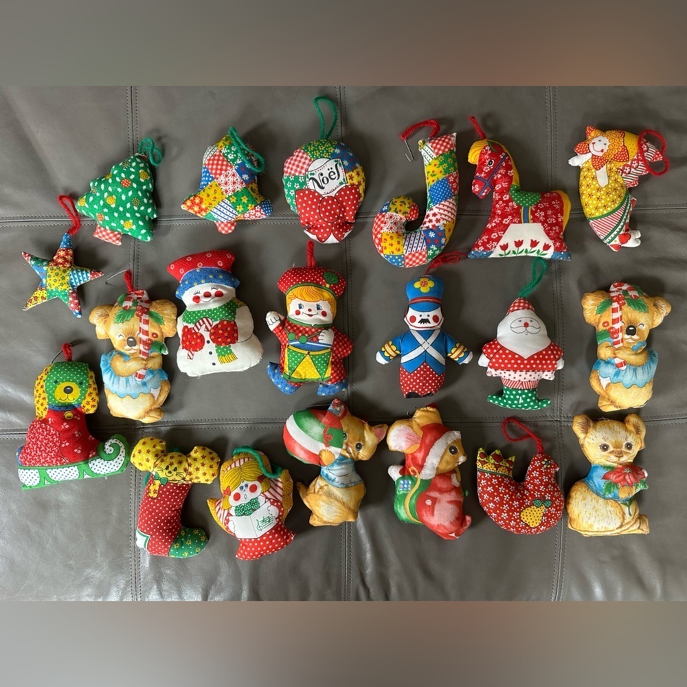 Lot of Vintage Stuffed Ornaments 1970’s Handmade Patchwork 20 individual pieces